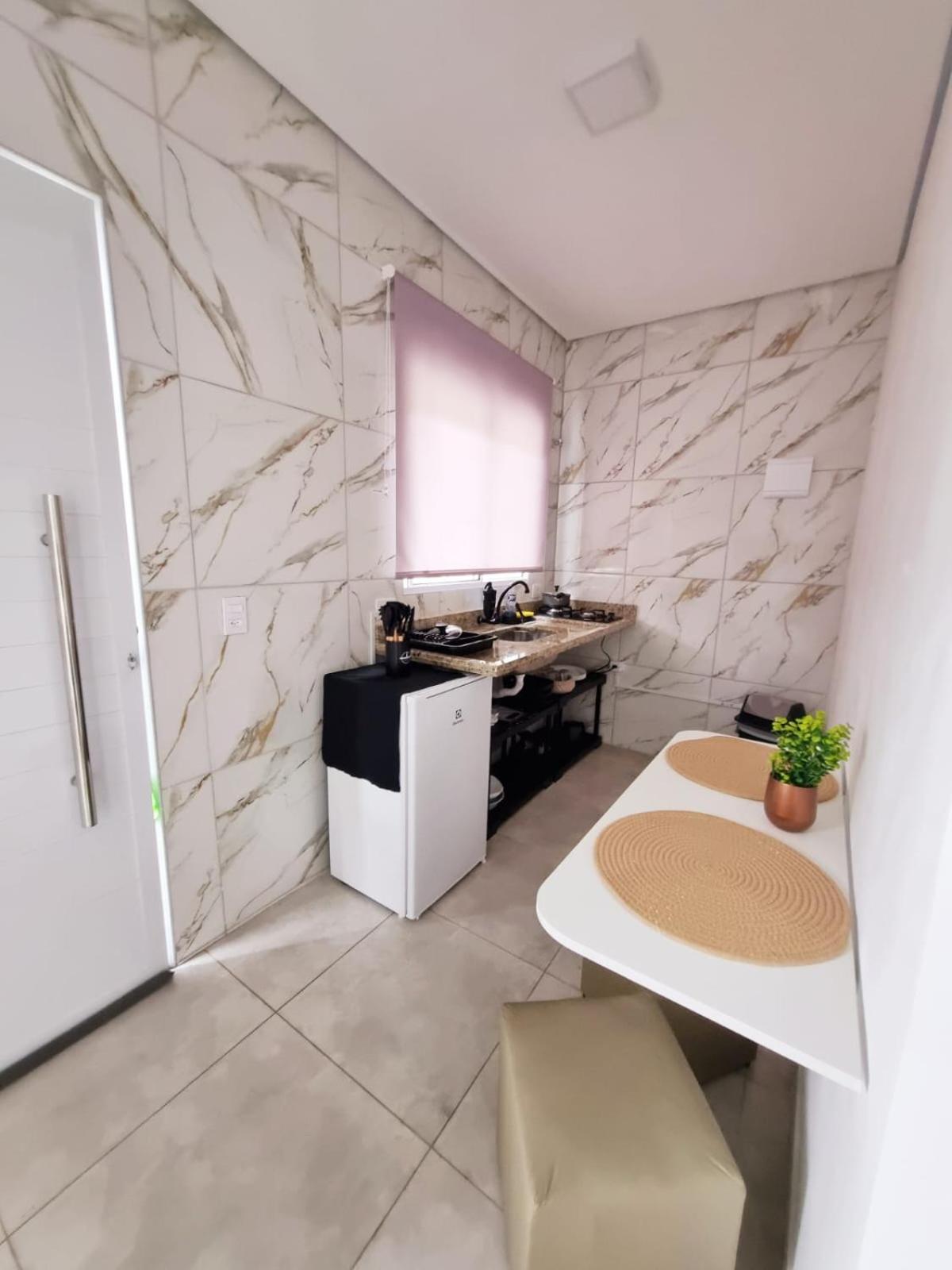 Pousada Recanto Dos Mares-Chales E Suites-Proximo Do Sesc Bertioga-Sp Εξωτερικό φωτογραφία